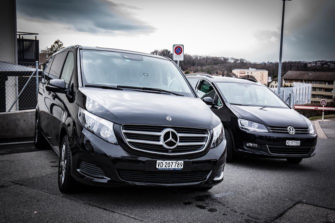 Taxi, Airport Transfer and Limousine Service in Switzerland - A private ride for four people