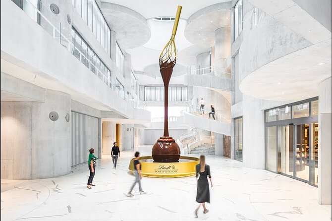 Tour in Lindt Home of Chocolate Museum From Zurich With pickup - What this Lindt experience actually is