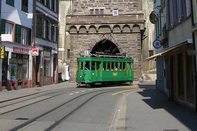 Tour on the vintage tram - Key things to know before you book