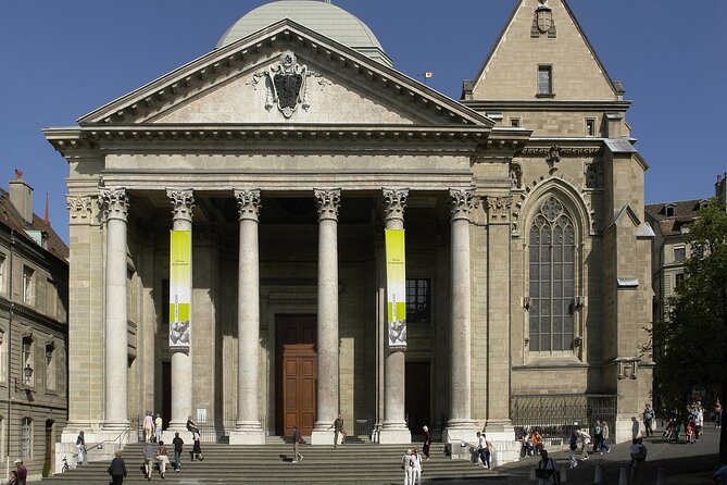 Unusual Audio Tour of Geneva - Place Bourg-de-Four and the old town finish