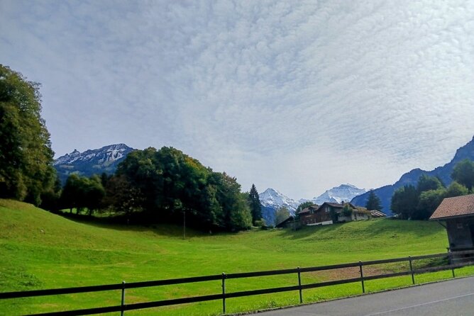 Waterfall Lauterbrunnen CLOY Pier Iseltwald Interlaken Private - Lauterbrunnen and the first mountain views