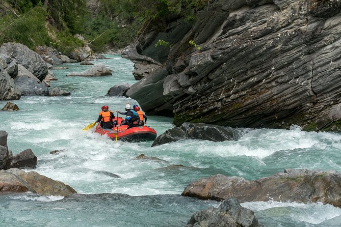 Whitewater Action Rafting Experience in Engadin - Starting at the Engadin Outdoor Center in Zuoz