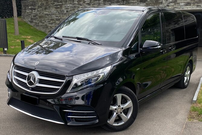 ZRH Zurich Airport to Zurich City Private Transfer–Winter Special - What the driver service is really like