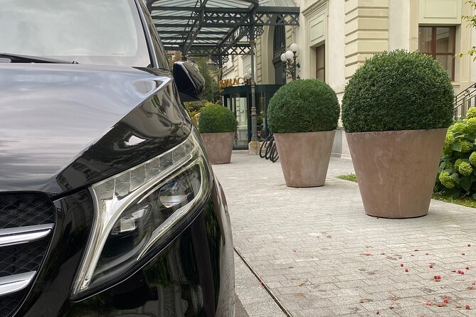 ZRH Zurich Airport to Zurich City Private Transfer–Winter Special - Is $158.61 a fair price for four people?
