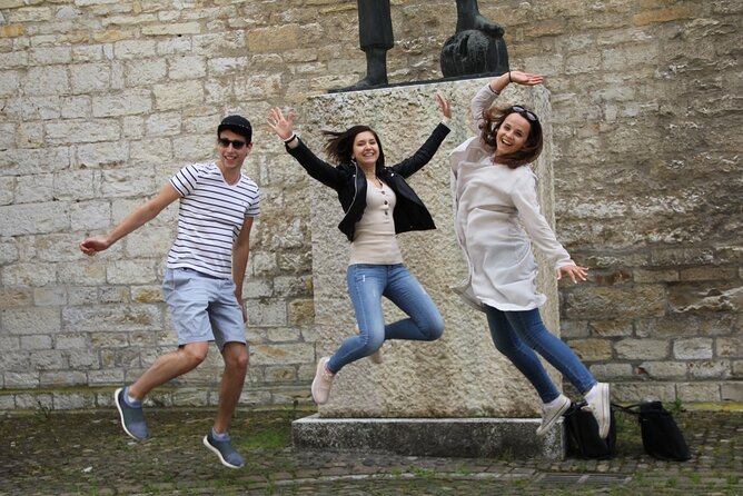 Zug Scavenger Hunt and Sights Self-Guided Tour - Questions, points, and a different way to learn Zug