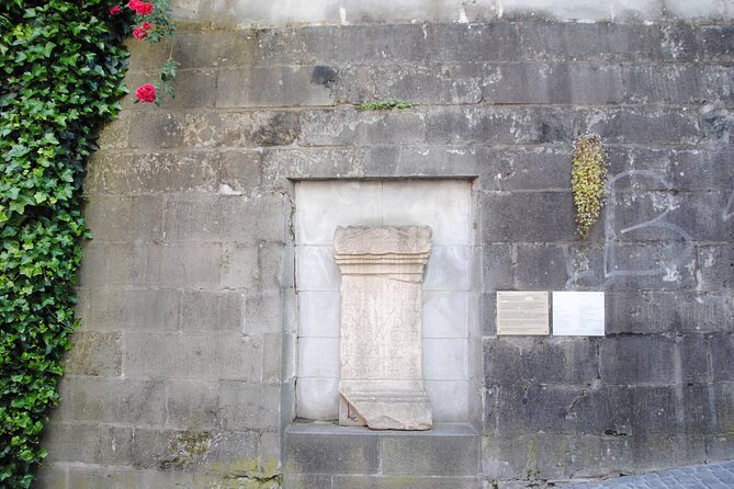 Zurich 360° City Walk Tour Including Hidden Spots - St. Peter’s clock and Zurich’s Roman traces