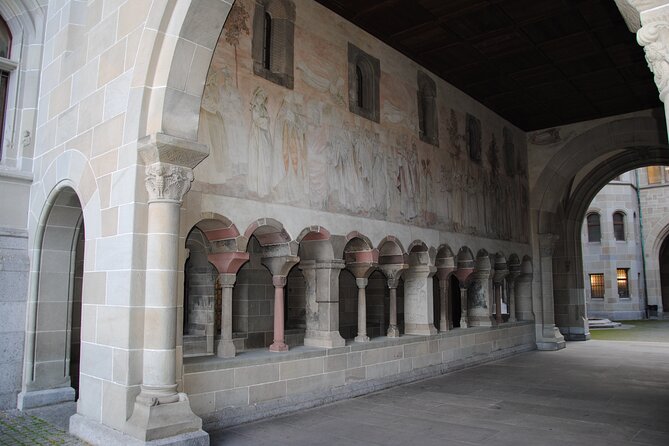Zurich 360° City Walk Tour Including Hidden Spots - Grossmünster and the Reformation on the Limmat