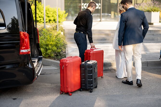 Zurich Airport Stress-Free Private Transfer - A direct 30-minute ride through Zurich