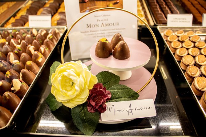 Zurich: Chocolate Tasting and Walking Tour with a Local - Fourth Stop: Finishing Near Napfgasse 4