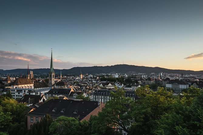 Zurich City Tour with Audio Commentary - University Quarter and Zürichberg hillside villas
