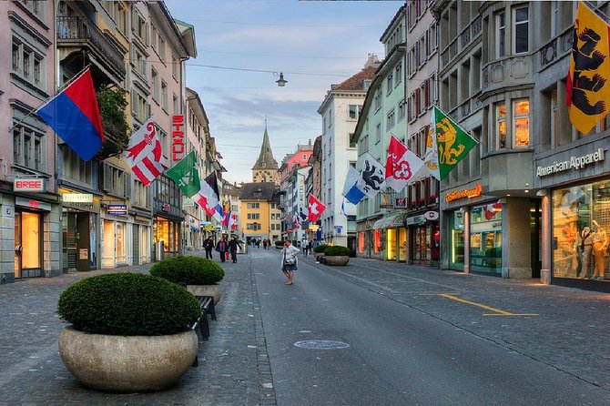 Zurich Highlights In A 2+ Hour Walking Tour Including Panoramic Views - Why a Zurich walking tour makes sense