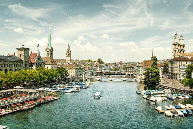 Zurich Sights: Cruise, Lindt Chocolate and optional FIFA Ticket - A five-hour route that covers Zurich’s main angles