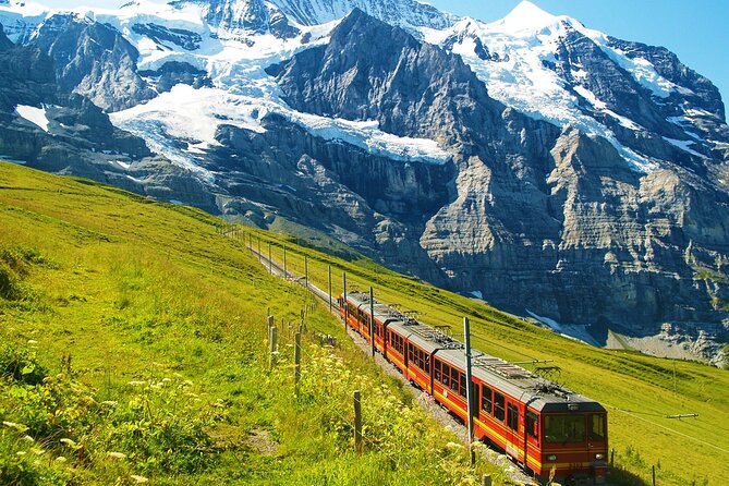 Zurich: Small group tour to Jungfrau, Grindelwald & Interlaken - Reaching Jungfraujoch, the Top of Europe